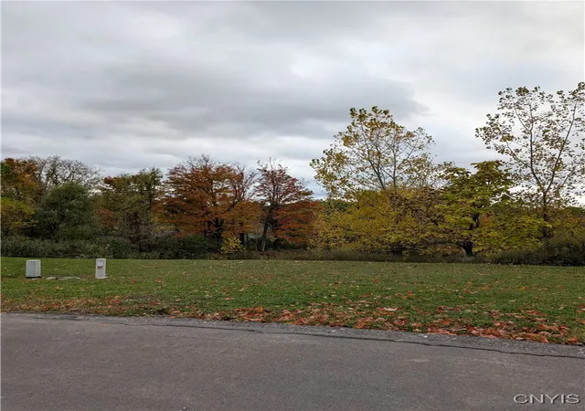 Photo 3 of Sale Pending at 4648 Pauli Dr, Manlius, NY 13104 | MLS# S1644904 | Listing updated on 2026-08-24