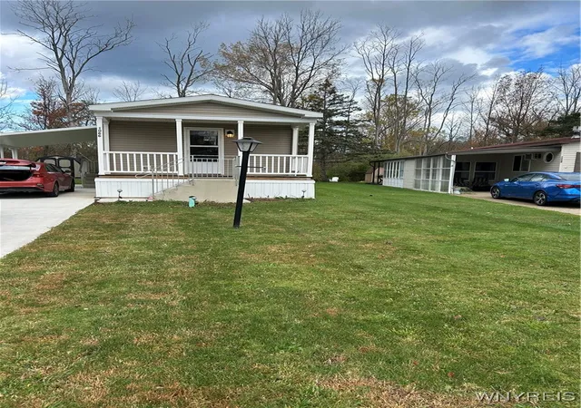 Photo 1 of Sale Pending at 1066 Northwood Dr, Derby, NY 14047 | MLS# B1647329 | Listing updated on 2026-09-05