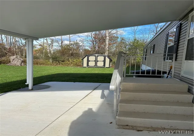 Photo 2 of Sale Pending at 1066 Northwood Dr, Derby, NY 14047 | MLS# B1647329 | Listing updated on 2026-09-05