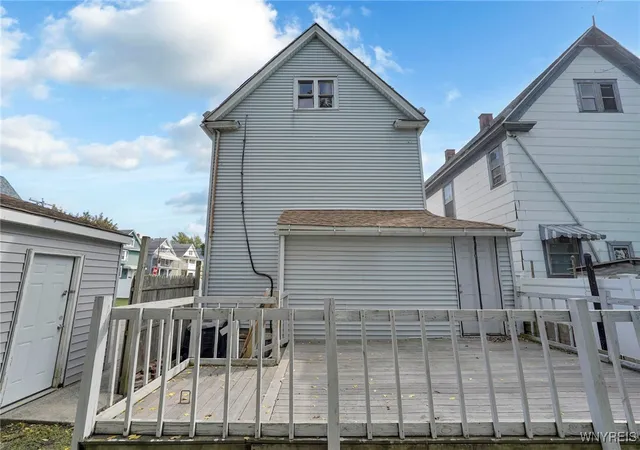 Listing Photo 4 - Condo for sale in building located at 66 + 68 Arthur St, Buffalo, NY 14207