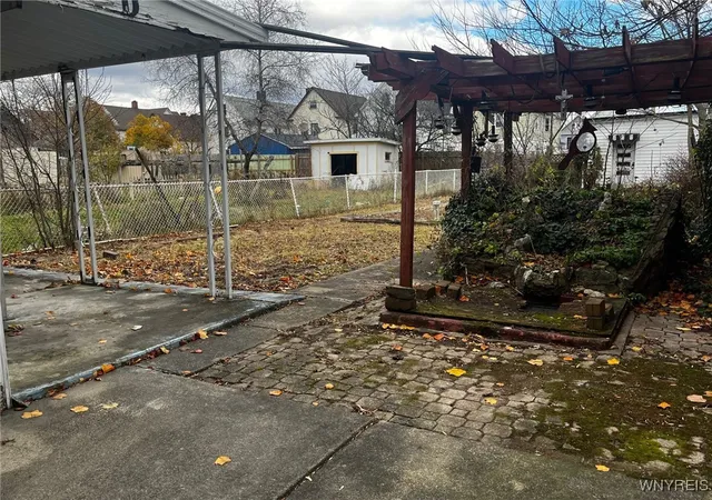 Listing Photo 4 - Condo for sale in building located at 41 Briscoe Ave, Buffalo, NY 14211