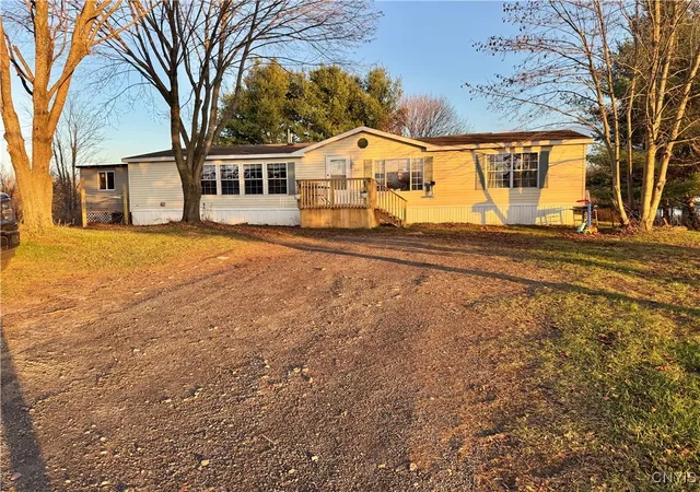 Photo 1 of Single family home for sale at 1572 County Route 6, Fulton, NY 13069 | MLS# S1651840 | Listing updated on 2026-09-13