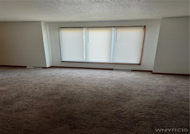 Photo 2 of Single family home for sale at 141 Sidway St, Buffalo, NY 14210 | MLS# B1652404 | Listing updated on 2026-09-10