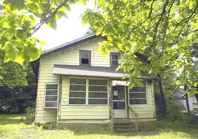 Photo 2 of Single family home for sale at 1140 N Main St, Newark, NY 14513 | MLS# R1652240 | Listing updated on 2026-09-09