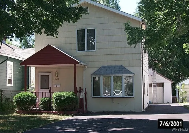 Photo 1 of Single family home for sale at 3010 Mckoon Ave, Niagara Falls, NY 14305 | MLS# B1655634 | Listing updated on 2026-09-15