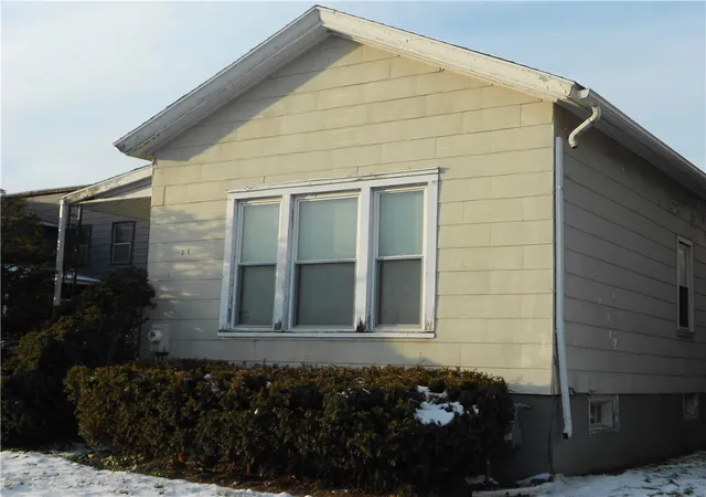 Photo 2 of Sale Pending at 711 E Church St, Elmira, NY 14901 | MLS# R1656288 | Listing updated on 2026-09-14