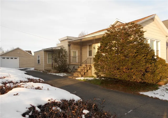 Photo 3 of Sale Pending at 711 E Church St, Elmira, NY 14901 | MLS# R1656288 | Listing updated on 2026-09-14