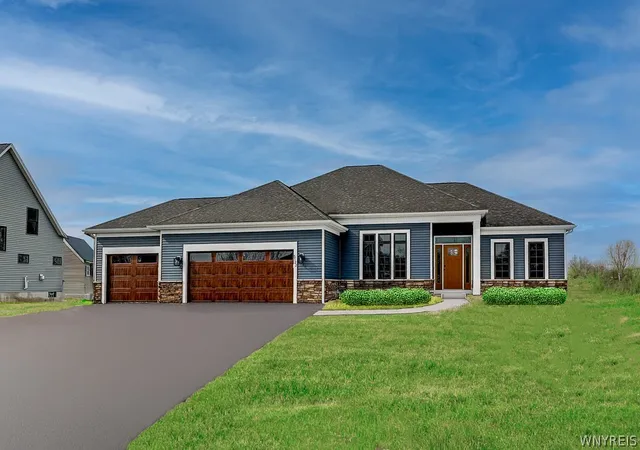 Photo 1 of Single family home for sale at 5122 Kandefer's Trl, Clarence, NY 14221 | MLS# B1656357 | Listing updated on 2026-08-24