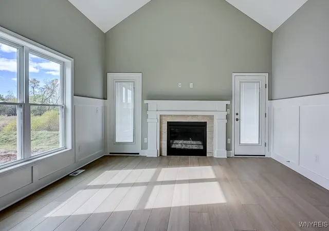 Photo 3 of Single family home for sale at 6685 Curtis Ct, Lockport, NY 14094 | MLS# B1656579 | Listing updated on 2026-08-23