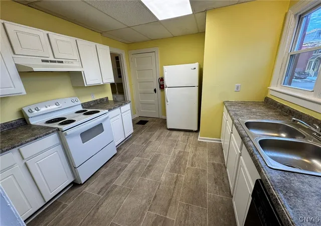 Photo 3 of Sale Pending at 41 Greenbush St, Cortland, NY 13045 | MLS# S1657545 | Listing updated on 2026-08-07