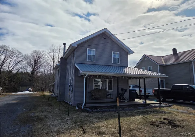 Photo 2 of Single family home for sale at 3810 Franklin St, Lyons Falls, NY 13368 | MLS# S1662161 | Listing updated on 2026-08-29
