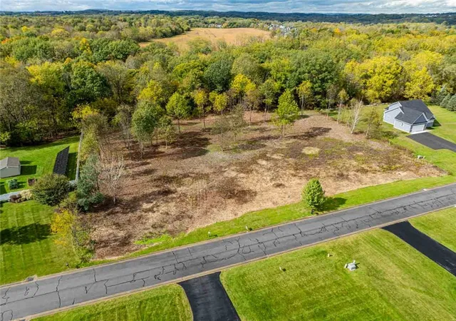 Photo 3 of House for sale at 6240 Pheasants Xing, Farmington, NY 14425 | MLS# R1662406 | Listing updated on 2026-08-17