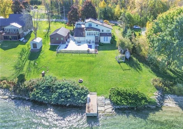 Photo 1 of Single family home for sale at 286 River Rd, Waddington, NY 13694 | MLS# S1662665 | Listing updated on 2026-09-08