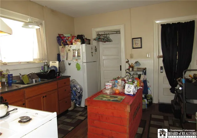 Listing Photo 5 - Condo for sale in building located at 812 Newland Ave, Jamestown, NY 14701
