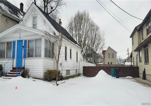 Photo 2 of Single family home for sale at 240 78th Street, Niagara Falls, NY 14304 | MLS# B1663764 | Listing updated on 2026-08-19