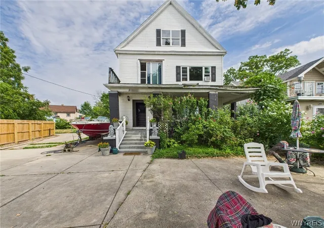 Photo 2 of Multi family home for sale at 2403 Niagara St, Buffalo, NY 14207 | MLS# B1664031 | Listing updated on 2026-09-01
