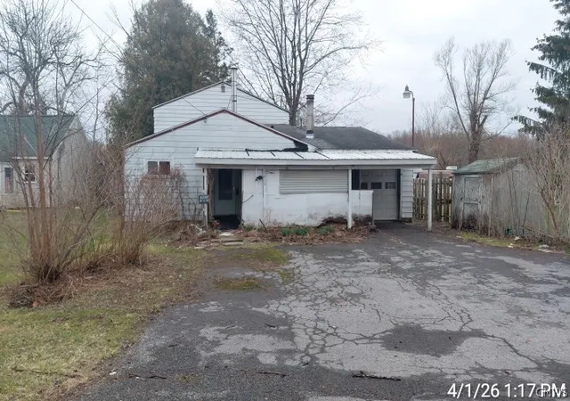 Photo 1 of Sale Pending at 3613 Bonstead Rd, Clay, NY 13041 | MLS# S1664405 | Listing updated on 2026-08-18