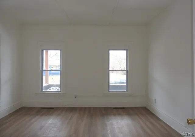 Listing Photo 5 - Condo for sale in building located at 163 W Matson Ave, Syracuse, NY 13205