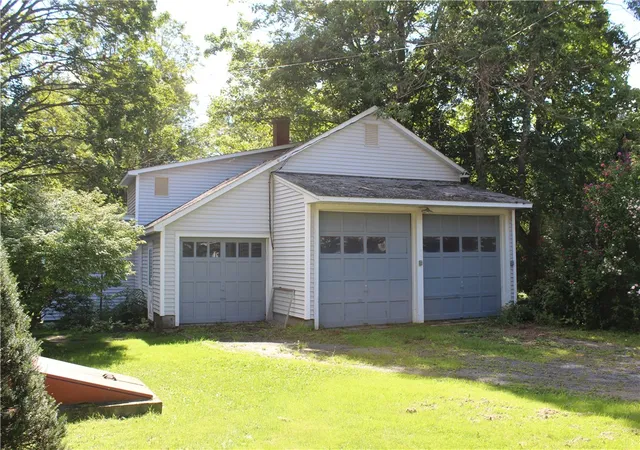 Photo 3 of Single family home for sale at 51 Bridge St, Roxbury, NY 12474 | MLS# R1665145 | Listing updated on 2026-09-01