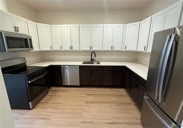 Photo 3 of Sale Pending at 1117 W Fayette St #212, Syracuse, NY 13204 | MLS# S1666121 | Listing updated on 2026-09-09