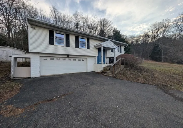 Photo 1 of Sale Pending at 32 Nuel Ct, Endicott, NY 13760 | MLS# R1666544 | Listing updated on 2026-08-29