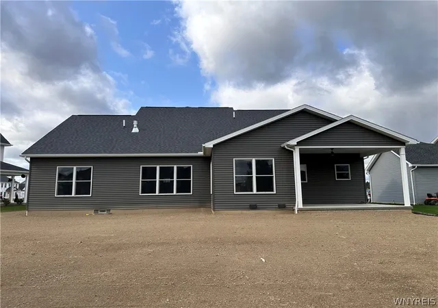 Photo 1 of Single family home for sale at 11591 Clarence Ctr Rd, Akron, NY 14001 | MLS# B1666562 | Listing updated on 2026-08-18