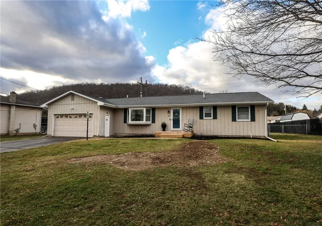 Photo 2 of Sale Pending at 47 Groff Rd, Horseheads, NY 14845 | MLS# R1667203 | Listing updated on 2026-09-08