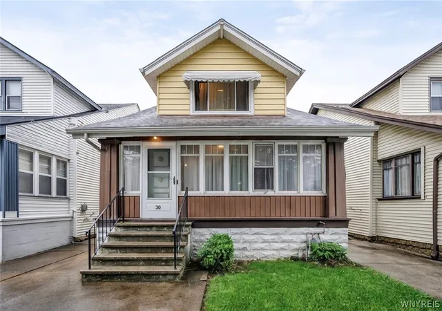 Photo 1 of Sale Pending at 30 Clio Ave, Buffalo, NY 14220 | MLS# B1668162 | Listing updated on 2026-09-03