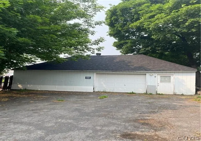 Photo 2 of Multi family home for sale at 3018 Grant Blvd, Syracuse, NY 13208 | MLS# S1669436 | Listing updated on 2026-08-09