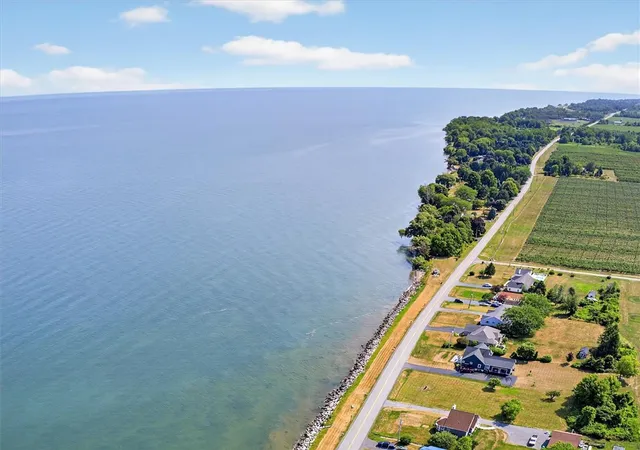 Photo 3 of Sale Pending at 14462 Lakeshore Rd, Kent, NY 14477 | MLS# R1669888 | Listing updated on 2026-08-20