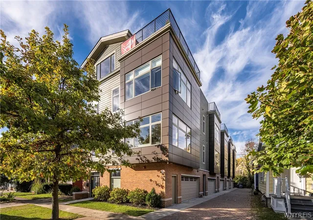Photo 2 of Townhouse for sale at 197 W Utica St #5, Buffalo, NY 14222 | MLS# B1669870 | Listing updated on 2026-08-25