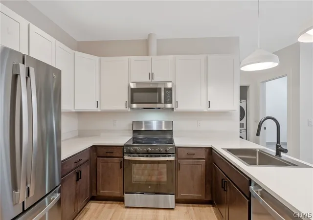 Photo 3 of Condo for sale at 1117 W Fayette St #213, Syracuse, NY 13204 | MLS# S1670533 | Listing updated on 2026-09-09