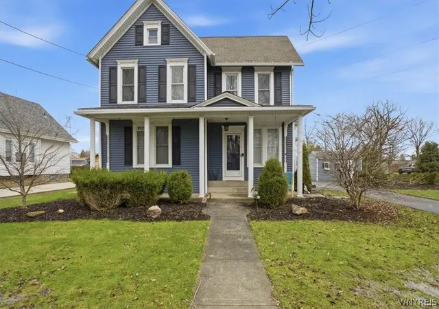Photo 1 of Single family home for sale at 9918 Cayuga Dr, Niagara Falls, NY 14304 | MLS# B1670788 | Listing updated on 2026-08-31