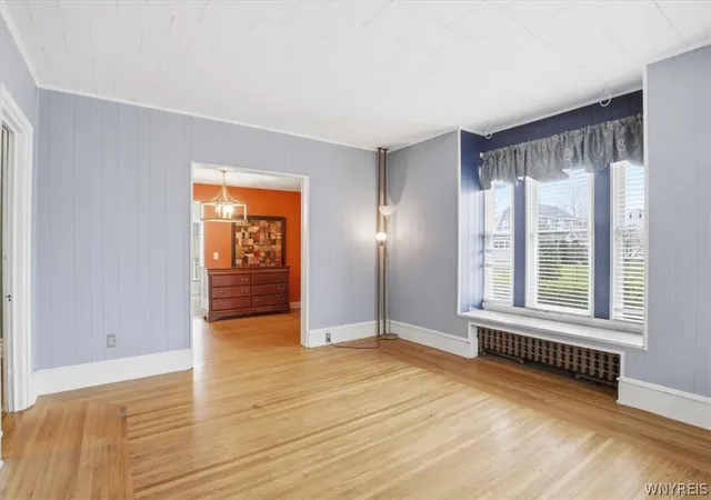 Photo 3 of Single family home for sale at 9918 Cayuga Dr, Niagara Falls, NY 14304 | MLS# B1670788 | Listing updated on 2026-08-31