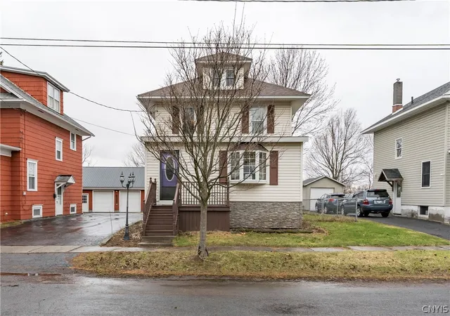 Photo 1 of Single family home for sale at 351 Pawling St, Watertown, NY 13601 | MLS# S1667548 | Listing updated on 2026-09-05