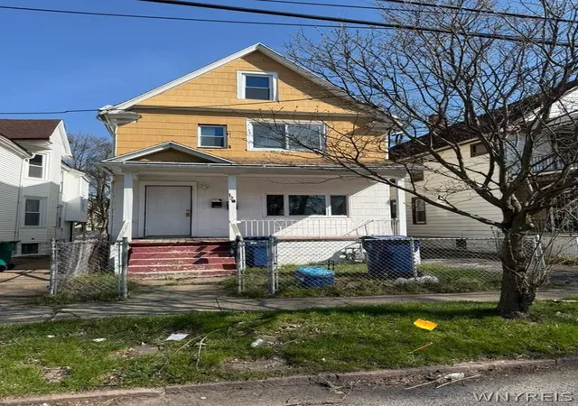 Photo 2 of Sale Pending at 128 Box Ave, Buffalo, NY 14211 | MLS# B1672362 | Listing updated on 2026-09-09