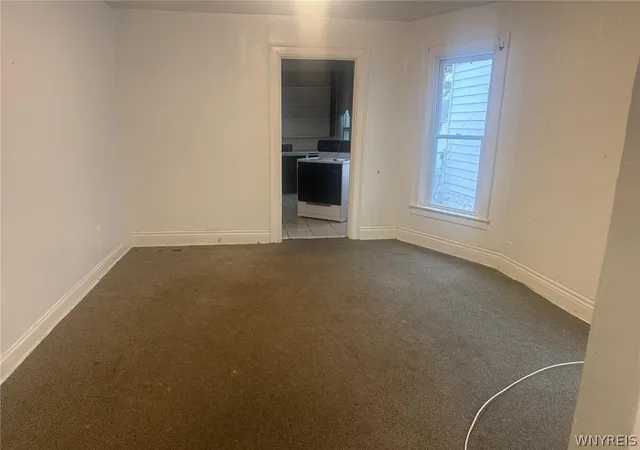 Photo 4 of Sale Pending at 128 Box Ave, Buffalo, NY 14211 | MLS# B1672362 | Listing updated on 2026-09-09
