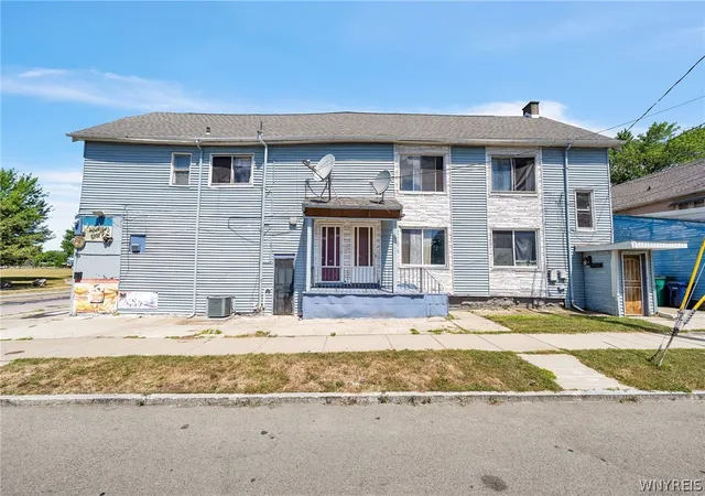 Photo 3 of Multi family home for sale at 955 Tonawanda St, Buffalo, NY 14207 | MLS# B1672356 | Listing updated on 2026-09-06