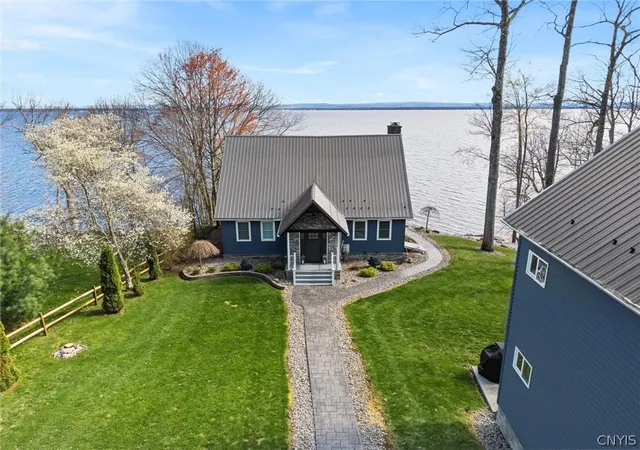 Photo 3 of Single family home for sale at 203 Drive 37, Cleveland, NY 13042 | MLS# S1672518 | Listing updated on 2026-09-01