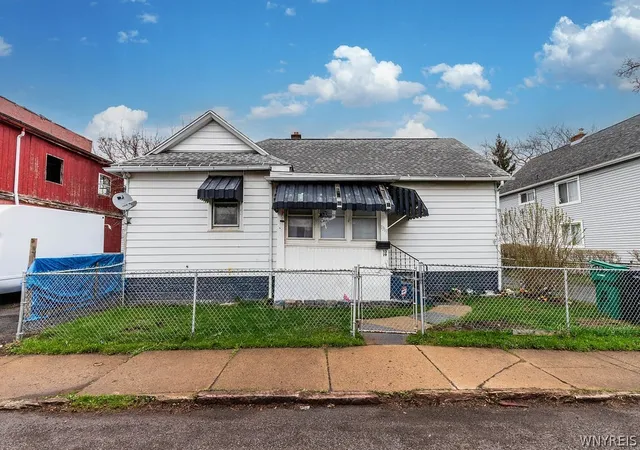 Photo 1 of Sale Pending at 1319 15th Street, Niagara Falls, NY 14301 | MLS# B1665588 | Listing updated on 2026-08-18