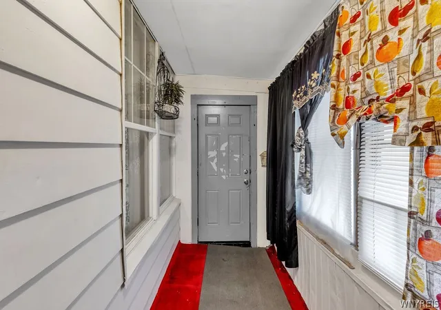 Photo 3 of Sale Pending at 1319 15th Street, Niagara Falls, NY 14301 | MLS# B1665588 | Listing updated on 2026-08-18