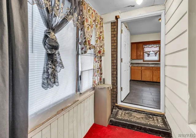 Photo 3 of Sale Pending at 1319 15th Street, Niagara Falls, NY 14301 | MLS# B1665588 | Listing updated on 2026-08-18