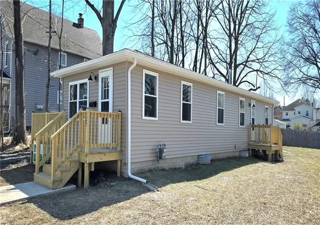Photo 2 of Single family home for sale at 325 Webber Pl, Elmira, NY 14901 | MLS# R1671957 | Listing updated on 2026-08-22