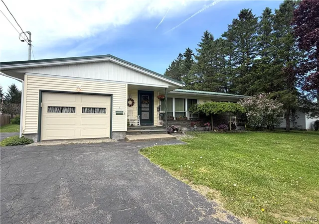 Photo 2 of Single family home for sale at 7 Rob San Dr, Homer, NY 13077 | MLS# S1672953 | Listing updated on 2026-08-28