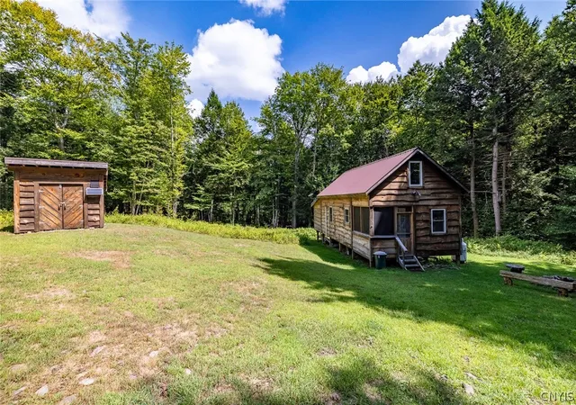 Single family home for sale at 87 Tamblin Ridge Trl, Bernhards Bay, NY 13028 | MLS# S1675285