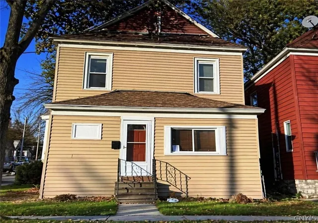 Photo 1 of Sale Pending at 524 W Ostrander Ave, Syracuse, NY 13205 | MLS# S1672506 | Listing updated on 2026-09-02