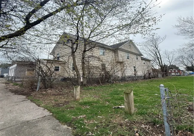 Photo 2 of Sale Pending at 373 Verona St, Rochester, NY 14608 | MLS# R1674397 | Listing updated on 2026-08-24