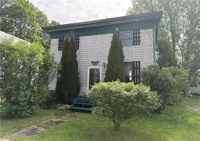 Photo 1 of Sale Pending at 17 Park St, Richfield Springs, NY 13439 | MLS# S1675490 | Listing updated on 2026-08-17