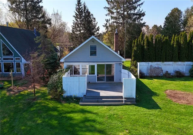 Photo 1 of Single family home for sale at 2187 Lake Rd, Ontario, NY 14519 | MLS# R1675922 | Listing updated on 2026-09-10