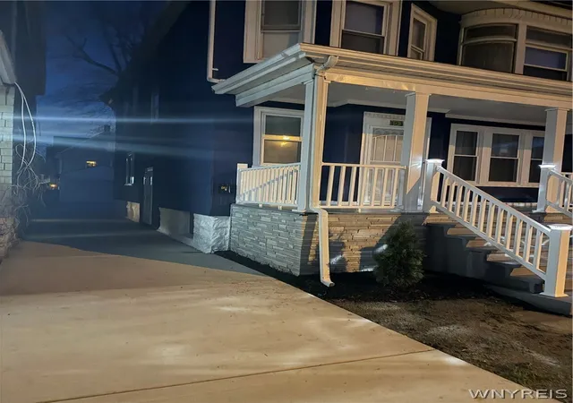 Photo 3 of Single family home for sale at 193 Lockwood Ave, Buffalo, NY 14220 | MLS# B1676097 | Listing updated on 2026-09-02